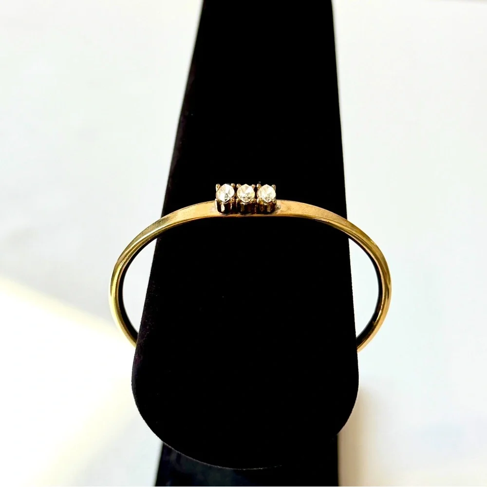 Lee Angel for NEIMAN MARCUS | NWT | Classic Gold Cuff With Marquis Crystals - Picture 4 of 8